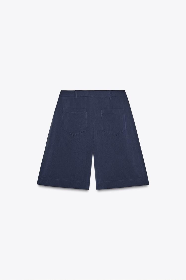 Long Pleated Bermuda Shorts