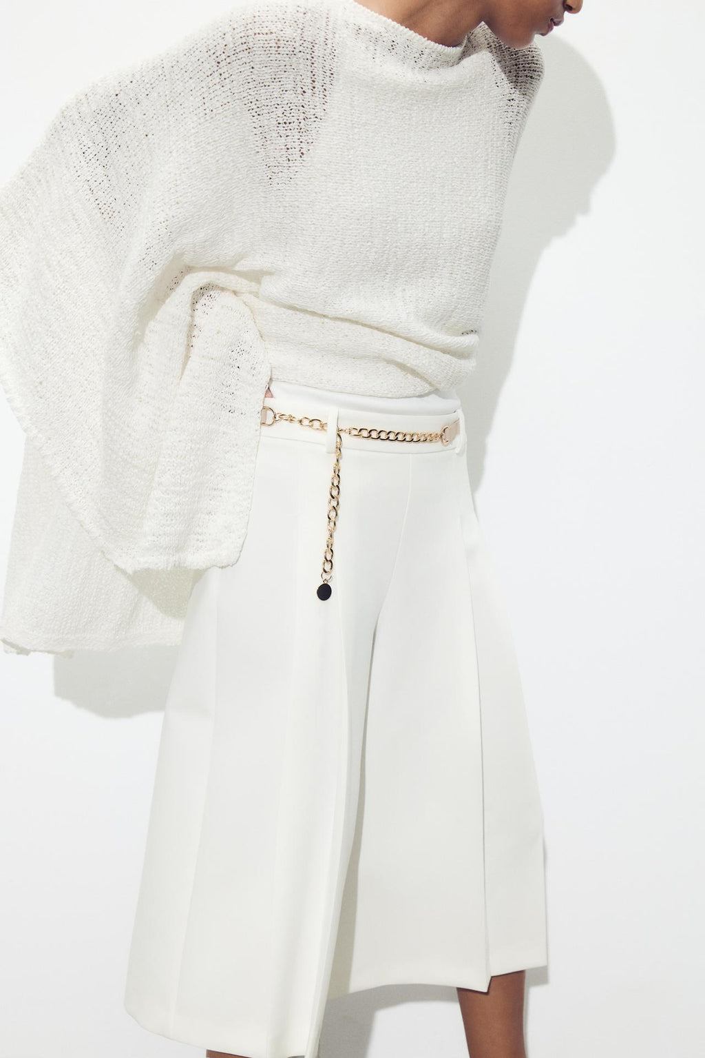 Long Pleated Bermuda Shorts with Belt