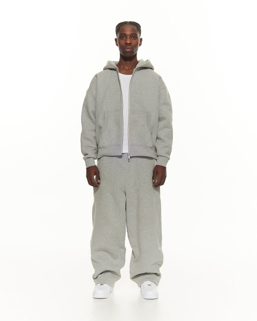 Comfort Joggers – Straight Fit – Gray