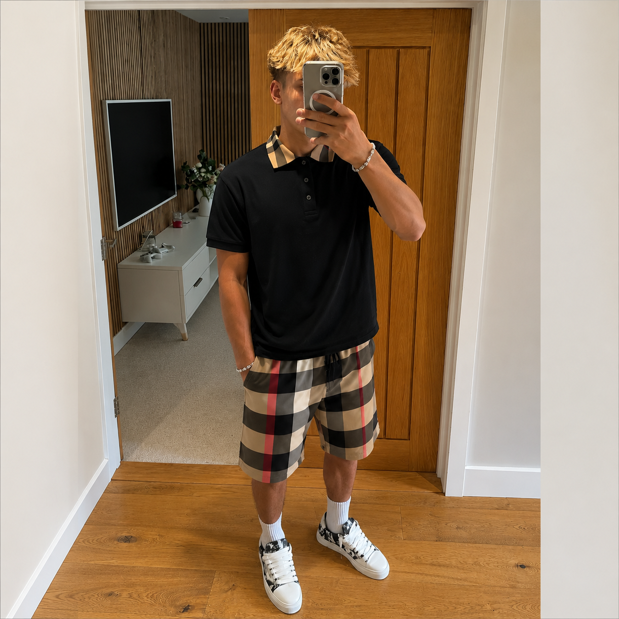 BURBERY | Sommeroutfit