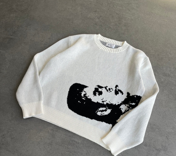 White Knit Top “Pixel Art” – 87534