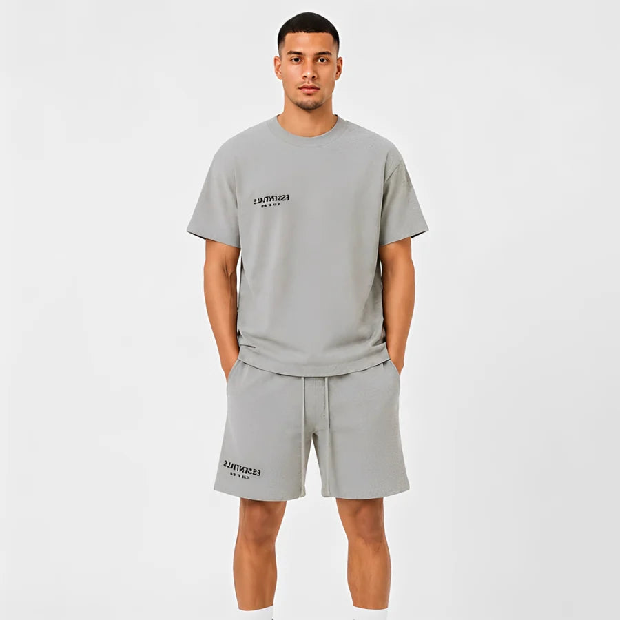 ESSENTIALS | Sommeroutfit (Copie)