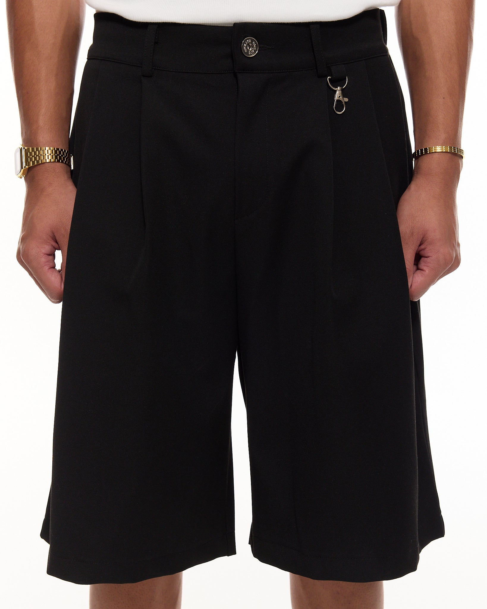 Pleated Straight-Leg Shorts – ZALANA™